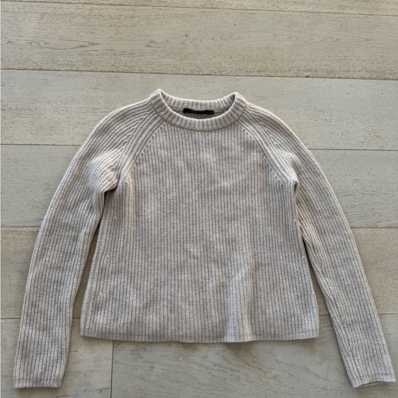 Jenni Kayne NWOT
Fisherman Cashmere Crewneck Sweater Oatmeal Size S - Picture 5 of 11